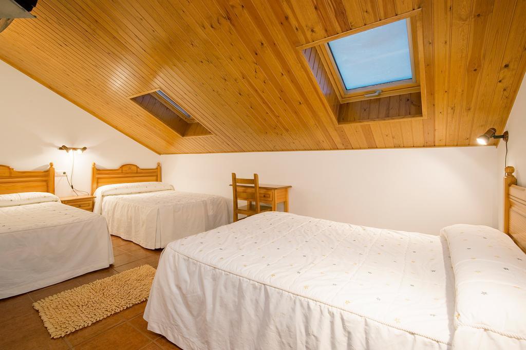 Hotel Castillo D'Acher Siresa Ngoại thất bức ảnh