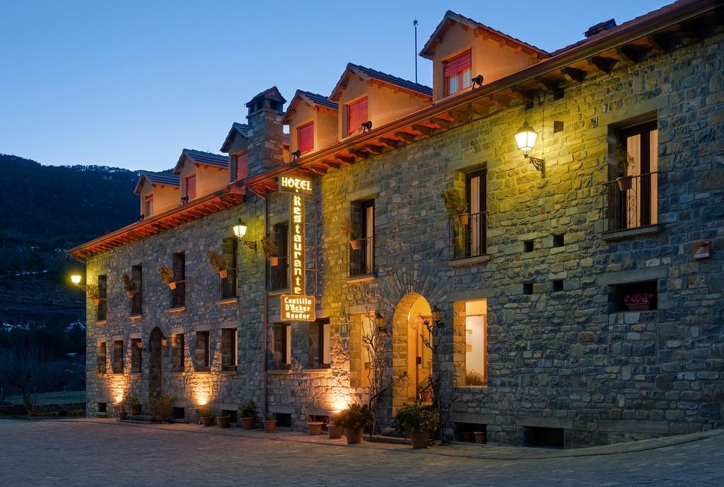 Hotel Castillo D'Acher Siresa Ngoại thất bức ảnh